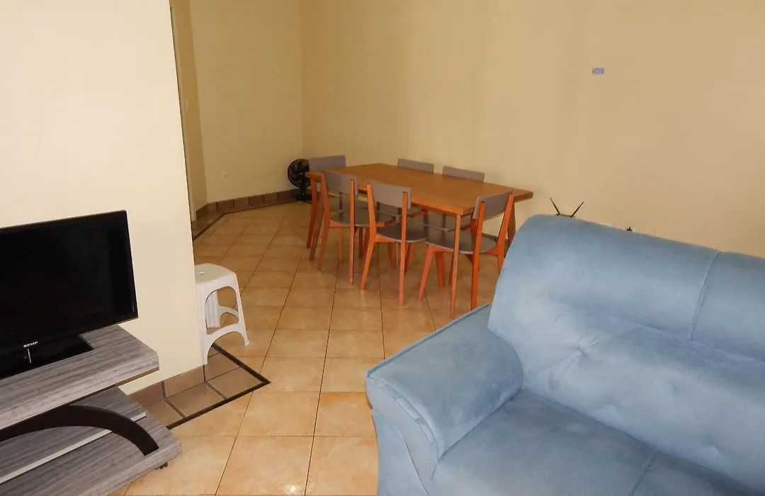 Confortavel E Bem Localizado 3 Quartos Na Praia Do Forte - Cf11-1